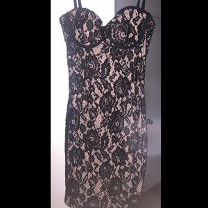 NEW XS / Cream/Lace Dress